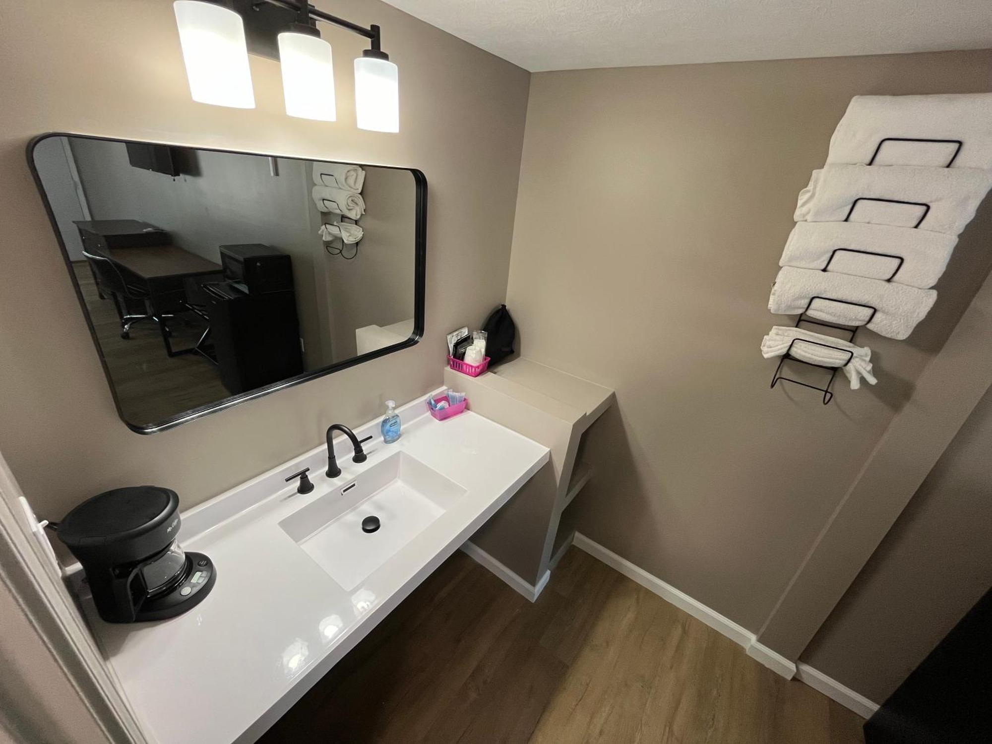Valley Inn And Suites 프렌치릭 외부 사진